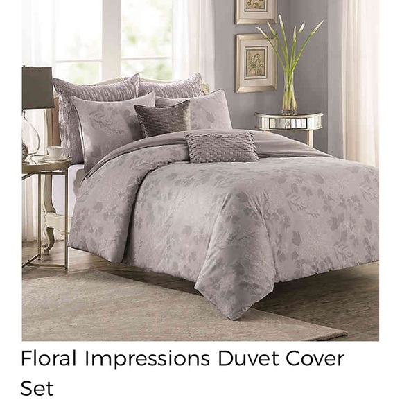 Floral Impressions Bedding Duvet Cover Set Fullqueen Poshmark